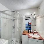 Joli Avec Terrasse Et Parking Proche - Fr-1-770-46 Appartement *